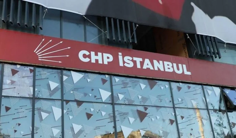 CHP İstanbul İl yönetimine atanan 4 isim ihraç talebiyle disipline sevk edildi