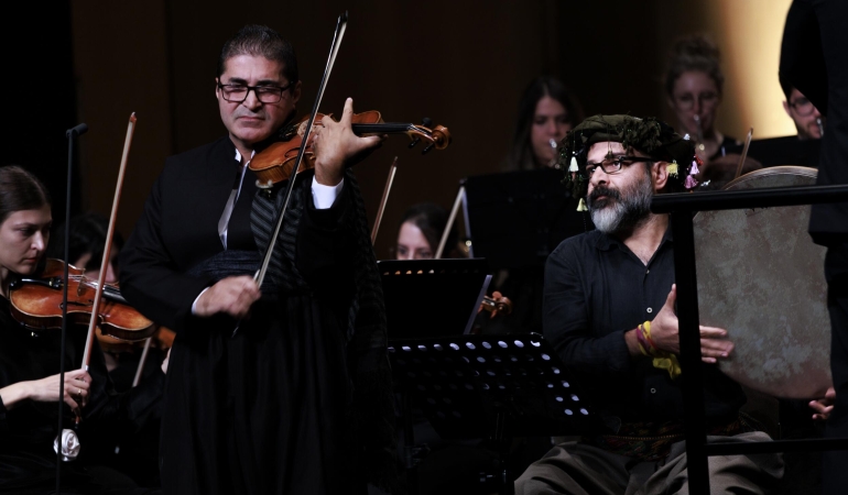 Kürtçe ezgiler Brüksel Filarmoni Orkestrası ile buluştu