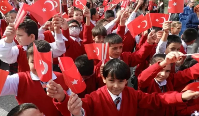 28 Ekim’de okullar tatil mi?