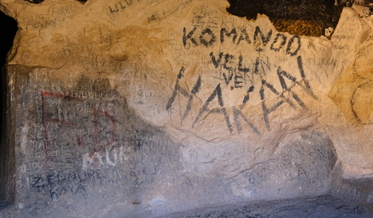 Dersim’deki “İn Delikleri” kaderine terk edildi