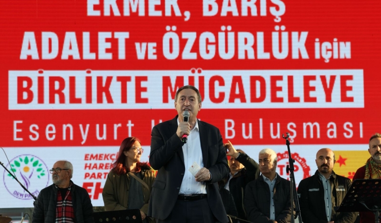 Bakırhan, Esenyurt’ta konuştu: Artık geçiş yasalarının zamanı geldi