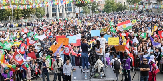 Beştaş, Batman’da açıkladı: Komisyon yakında İmralı’ya gidecek