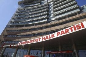 chp-berhan-simsek-dahil-3-kisiyi-partiden-ihrac-etti-1280x720.jpg