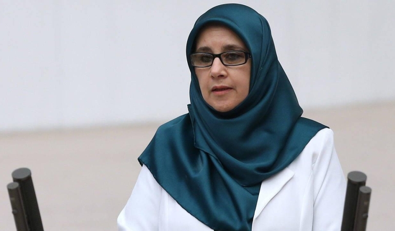 Hüda Kaya hakkında tutuklama kararı: On güne kadar teslim olmam gerekiyormuş