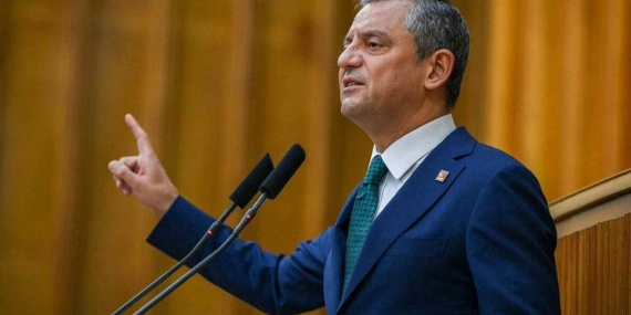 Özel’den Demirtaş ve dokunulmazlıklar özeleştirisi: CHP adına Türkiye’den özür diliyorum