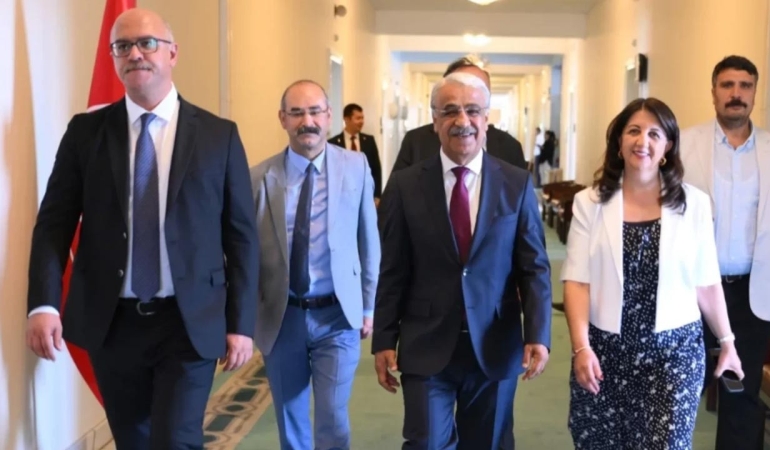 DEM Parti İmralı Heyeti AK Parti ve Adalet Bakanlığı’ndan randevu istedi