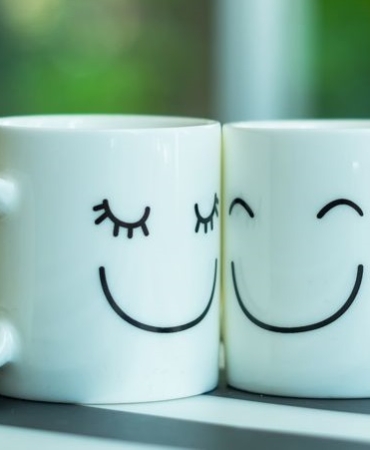 gulen-yuz-kupa-bardak-istanbul