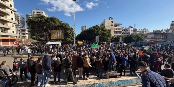 Suriye’de Aleviler sokağa çıktı