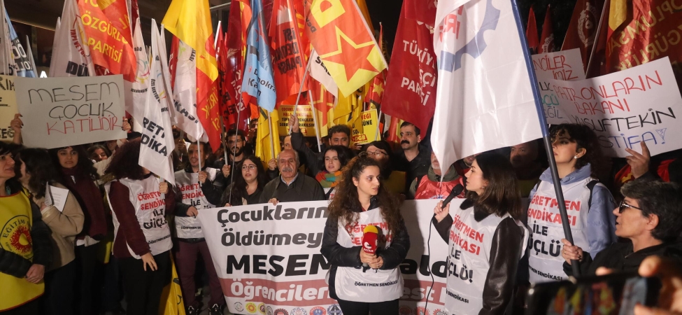 ist-10-12-2025-sendikalardan-mesem-tutuklusu-gencler-icin-aciklama4-2500x1667.jpg