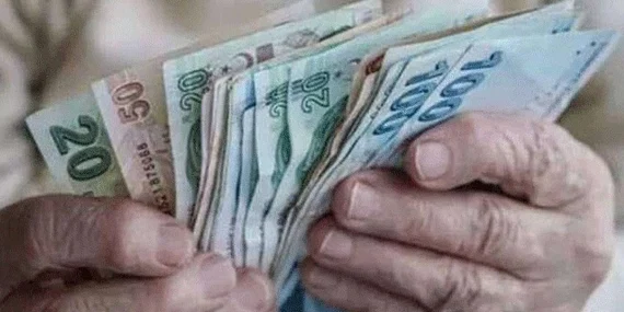 Meclis’ten geçti: En düşük emekli aylığı 20 bin TL oldu