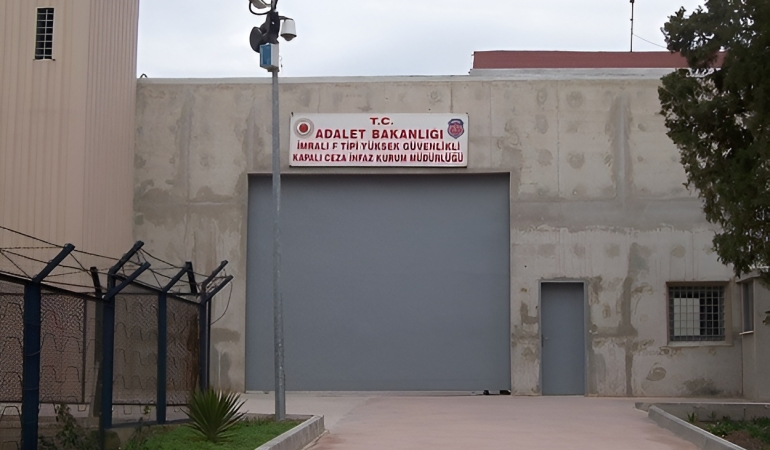 TBMM, İmralı görüşmesinin tam tutanaklarını yayımladı: Öcalan Suriye için ne söyledi?