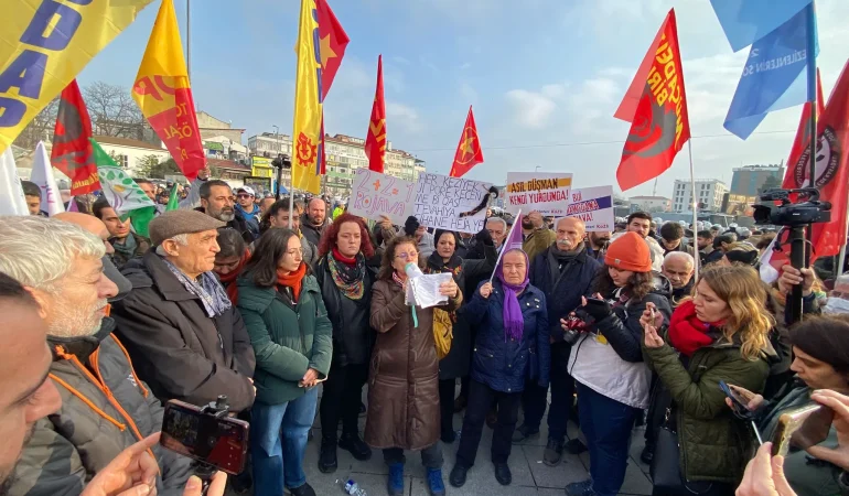 İstanbul’da Rojava eylemine polis müdahalesi