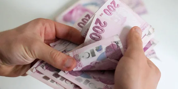 En düşük emekli maaşı 20 bin oldu