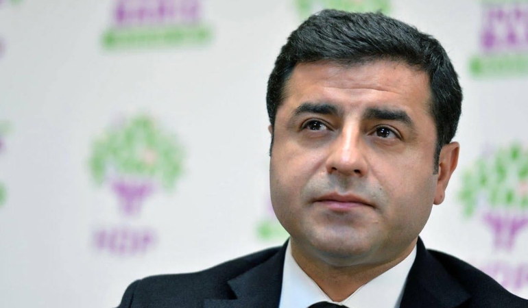 Selahattin Demirtaş’a ‘Cumhurbaşkanına Hakaret’ Suçundan Hapis Cezası