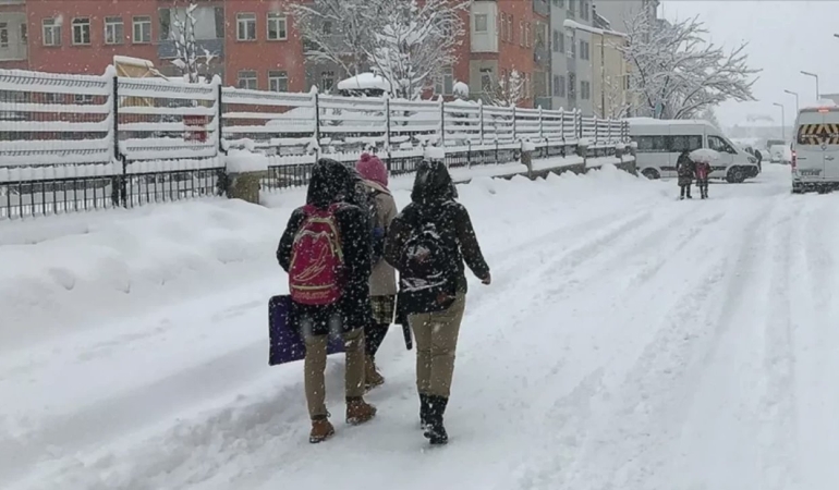 Tunceli Valiliği’nden Kar Nedeniyle Eğitime Ara Kararı