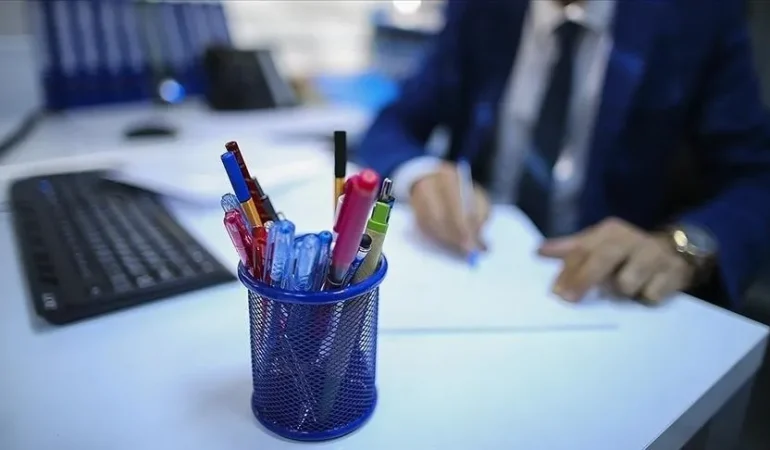 İPA: Gençlere göre hiçbir meslek garantili değil