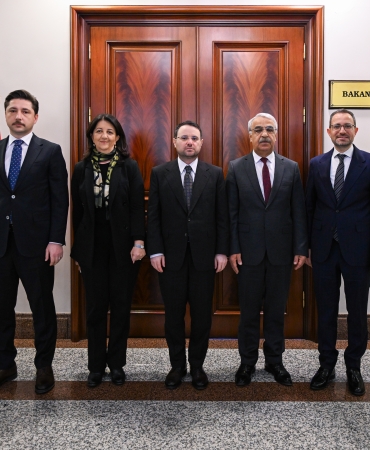 Adalet Bakanı Gürlek, DEM Partili Buldan ve Sancar ile görüştü