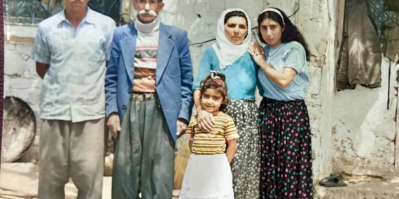 Ben de jî buradayım öğretmenim