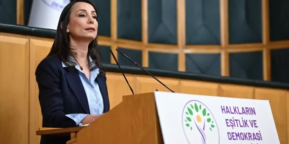 Tülay Hatimoğulları: İktidarı cesarete davet ediyoruz