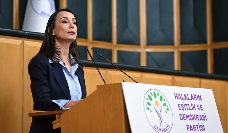 Tülay Hatimoğulları: İktidarı cesarete davet ediyoruz