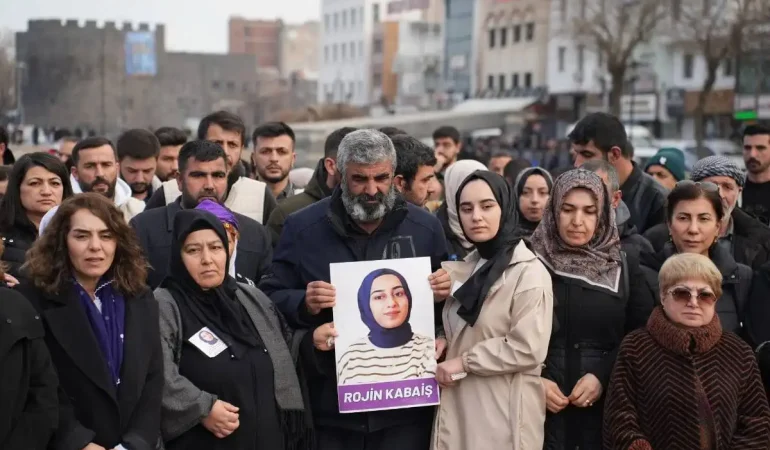 Rojin dosyasında telefonun üretici firmaya gönderilmesi talep edildi