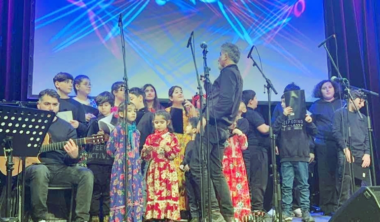 ZeleMele: Dili önce çocuklara sevdirmeliyiz