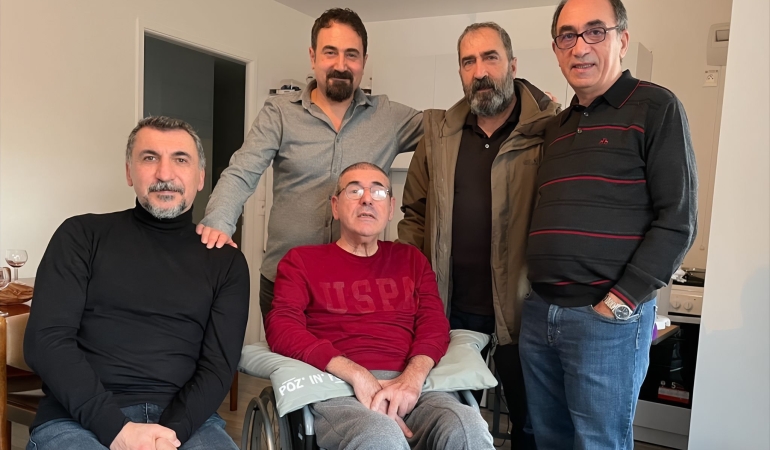 Gitmek Değilmiş, Dönmekmiş: Emirali Yağan’a