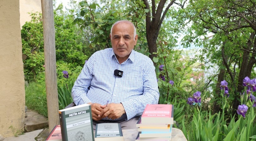 817x450nc-drsm-22-05-2026-yazar-metin-aktas-yeni-kitabi-kar-tanesi-cikti2-816x544.jpg