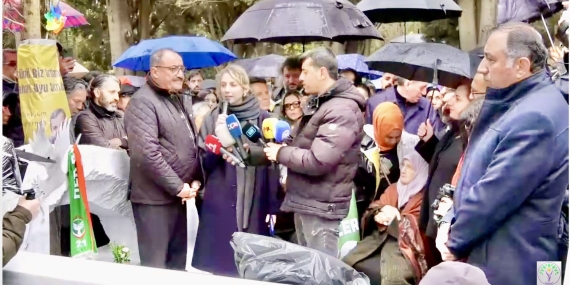 Sırrı Süreyya Önder’siz bir yıl geçti: Önder mezarı başında anıldı