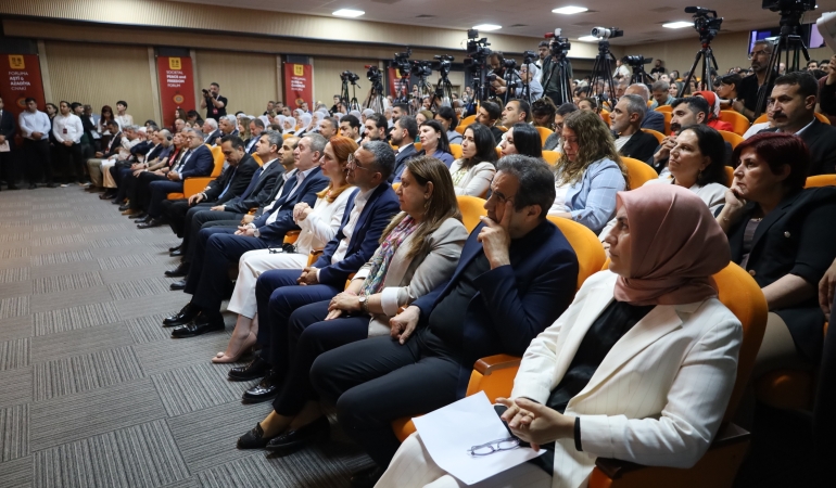 Toplumsal Barış ve Özgürlük Forumu başladı: MHP ve CHP’den mesajlar
