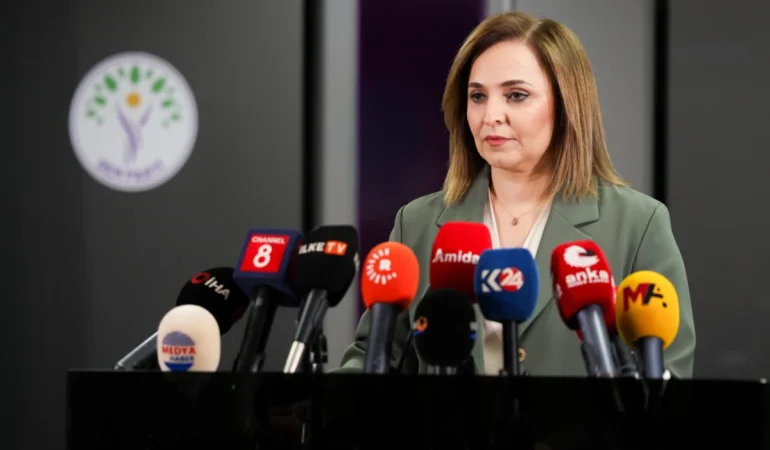 DEM Parti’den yasa çağrısı: En geniş uzlaşı sağlanmalı
