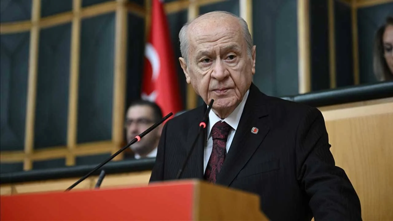 bahceli-grup-toplantisinda-konusacak-hangi-mesajlari-vermesi-bekleniyor.webp.webp