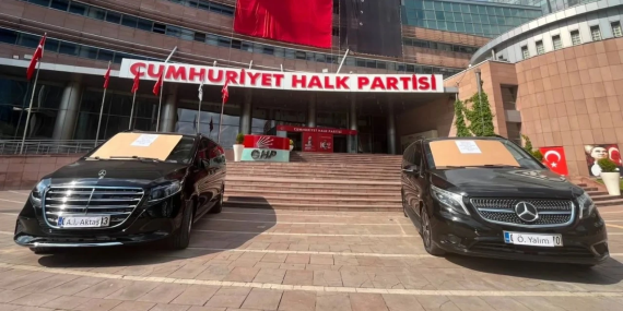 Özgür Özel Cephesinden ‘Satılık Haram Araç’ Yanıtı: ‘Kılıçdaroğlu 1,5 Sene Kullandı’