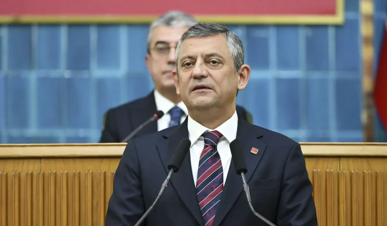 Özgür Özel: Demirtaş’ın selamını aldık, başımız gözümüz üzerine koyduk