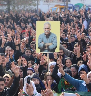 690x390cc-abdullah-ocalan-amd-18-09-2024-miting-program-690x390.jpg