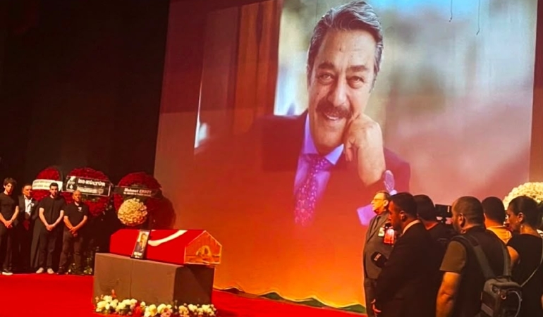 Güce Eğilmeyen Sanatçı Ölümsüzleşir