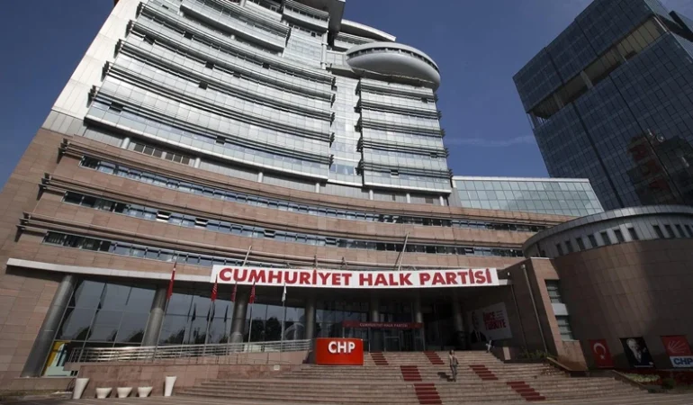 Yargıtay, CHP’li 9 milletvekilinin parti üyelikleri sildi