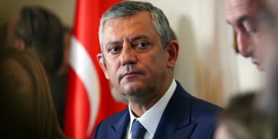 Özgür Özel: Temel motivasyonumuz parti kurmak değil, partimizi geri almak