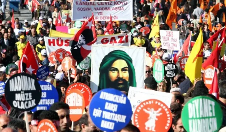 Alevi mahalleleri çetelerin kıskacında