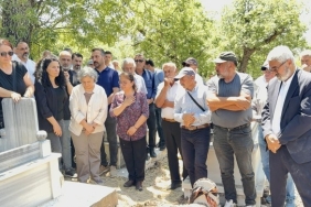 690x390cc-amd-08-07-2026-sakine-karakocan-annesi-defnedildi_4