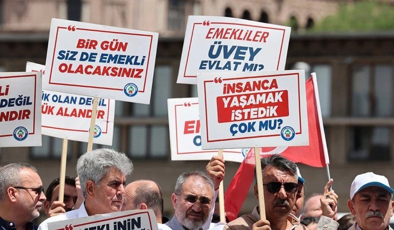 Meclis komisyonundan geçti: En düşük emekli maaşı 23 bin 552’ye çıkacak