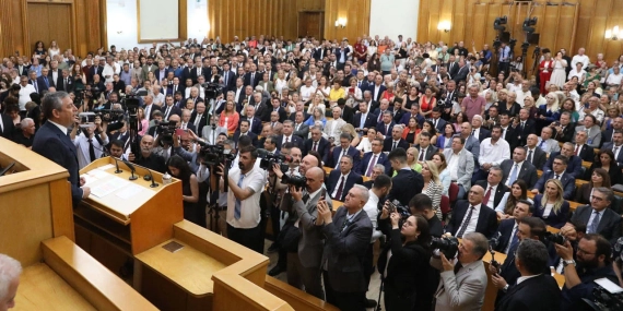 Yeni partide kimler yer alacak? 84 milletvekilinin ismi konuşuluyor