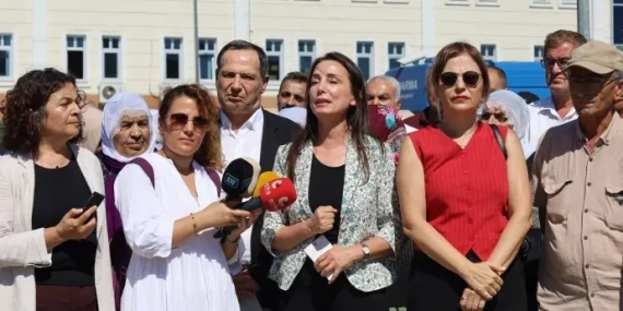 690x390cc-ist-20-08-2026-tulay-hatimogullari-murat-cepniye-ziyaret-etti_2.webp.webp