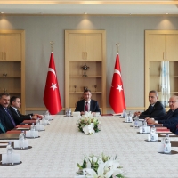 HQgOVAHWEAAlqpM
