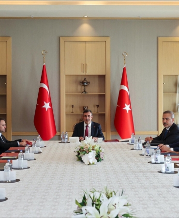 HQgOVAHWEAAlqpM
