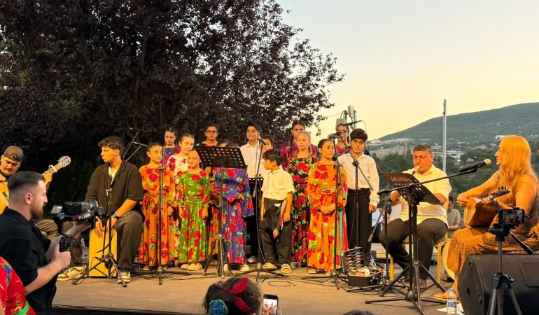 Avrupa’da yetişen Dêrsîmli çocuklar, memleketlerinde konser verdi