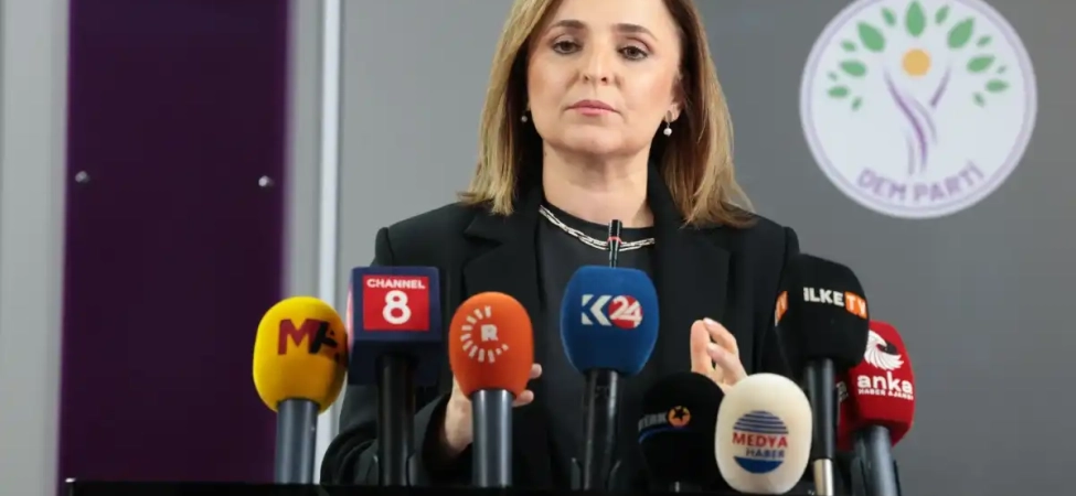 aysegul-dogan2-1200x800.jpg