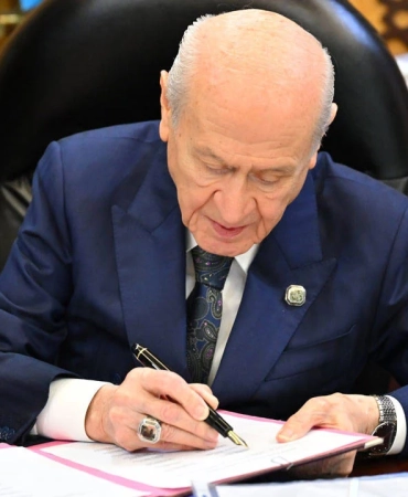 devlet-bahceli-den-surec-aciklamasi-ocalan-umuda-ahmetler-goreve-demirtas-evine-donmeli-1.webp.webp