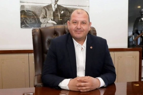 menderes-belediyesi-ne-operasyon-belediye-baskani-ilkay-cicek-dahil-21-gozalti.webp.webp