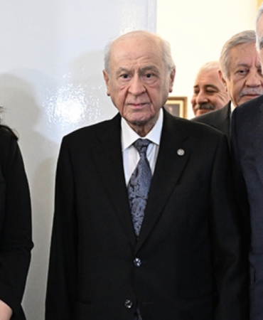 bahceliden-cerceve-yasa-mesaji-kaybedecek-vaktimiz-yok-sqmy.png
